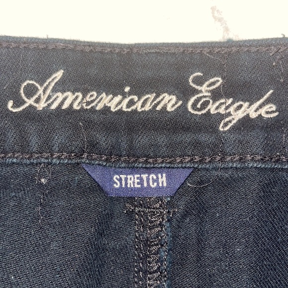 American Eagle Stretch distressed black shorts-size 8 - Picture 6 of 8